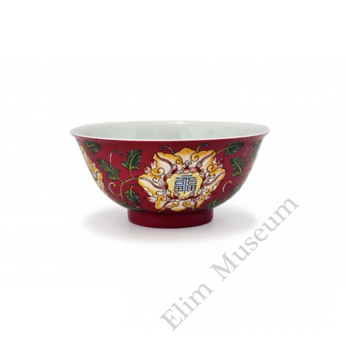 1405 A Kangxi Falancai red-ground glaze bowl with peony 